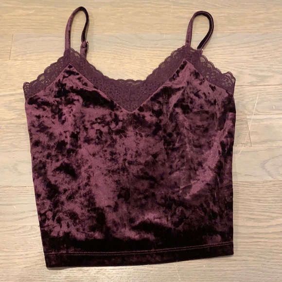 Forever 21 Tops - Velvet lace trimmed cami